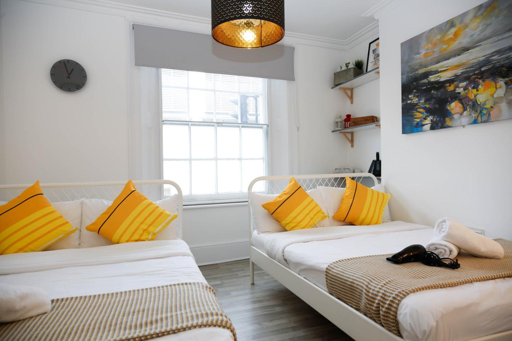 Stylish Rooms 1-Minute Walk To Camden Town Metro, Shops, Cafes, Bars & Restaurants With Shared Bathrooms London Kültér fotó